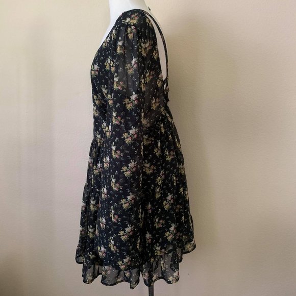 Blu Pepper Floral Dress - Picture 3 of 6